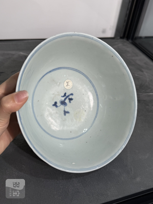 清雍正青花螭龙纹大碗 - 图9